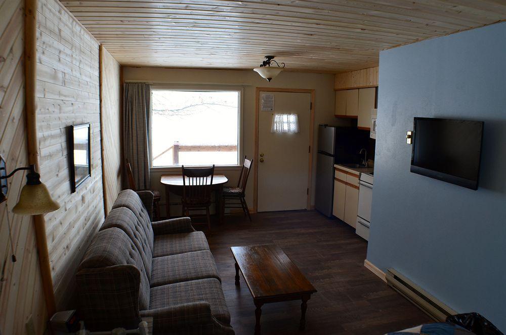 Curriers Lakeview Lodge Rice Lake 外观 照片
