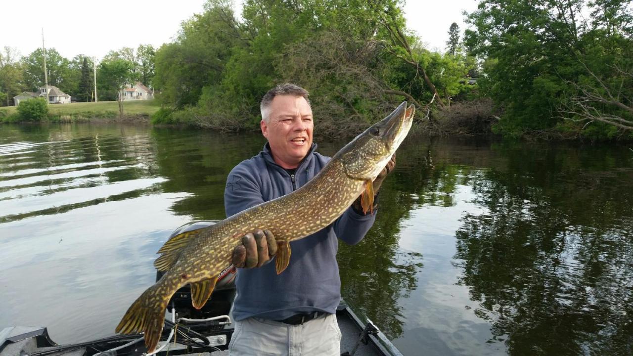 Curriers Lakeview Lodge Rice Lake 外观 照片