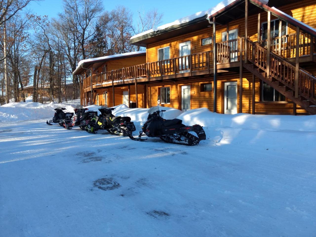 Curriers Lakeview Lodge Rice Lake 外观 照片